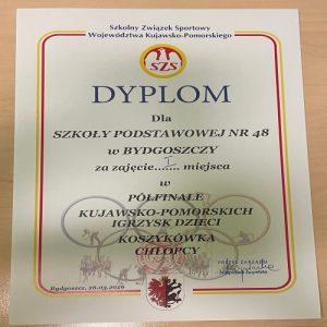 Awansujemy do finału wojewódzkiego w koszykówce chłopców!